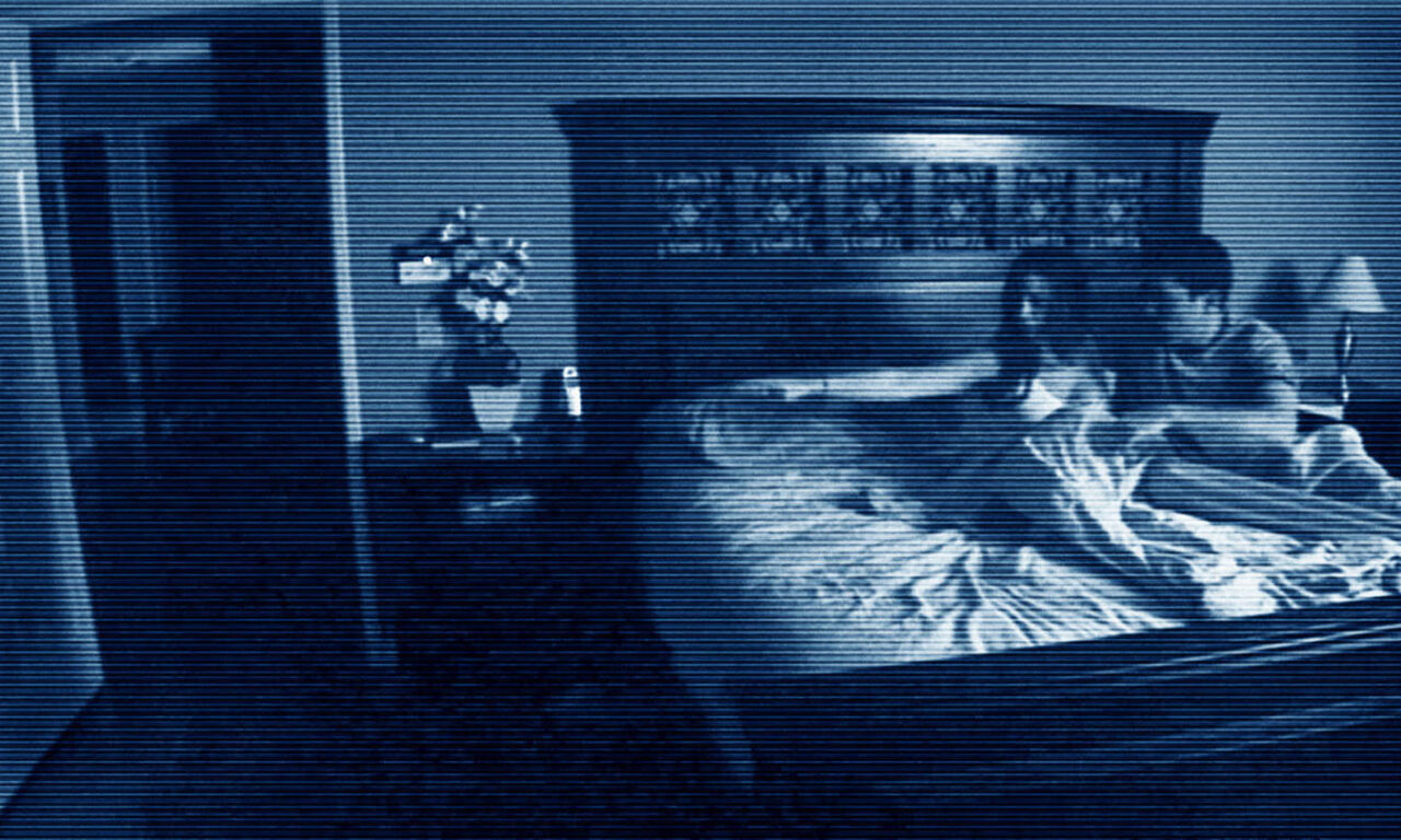 Xem phim Paranormal Activity  - Paranormal Activity (2007)