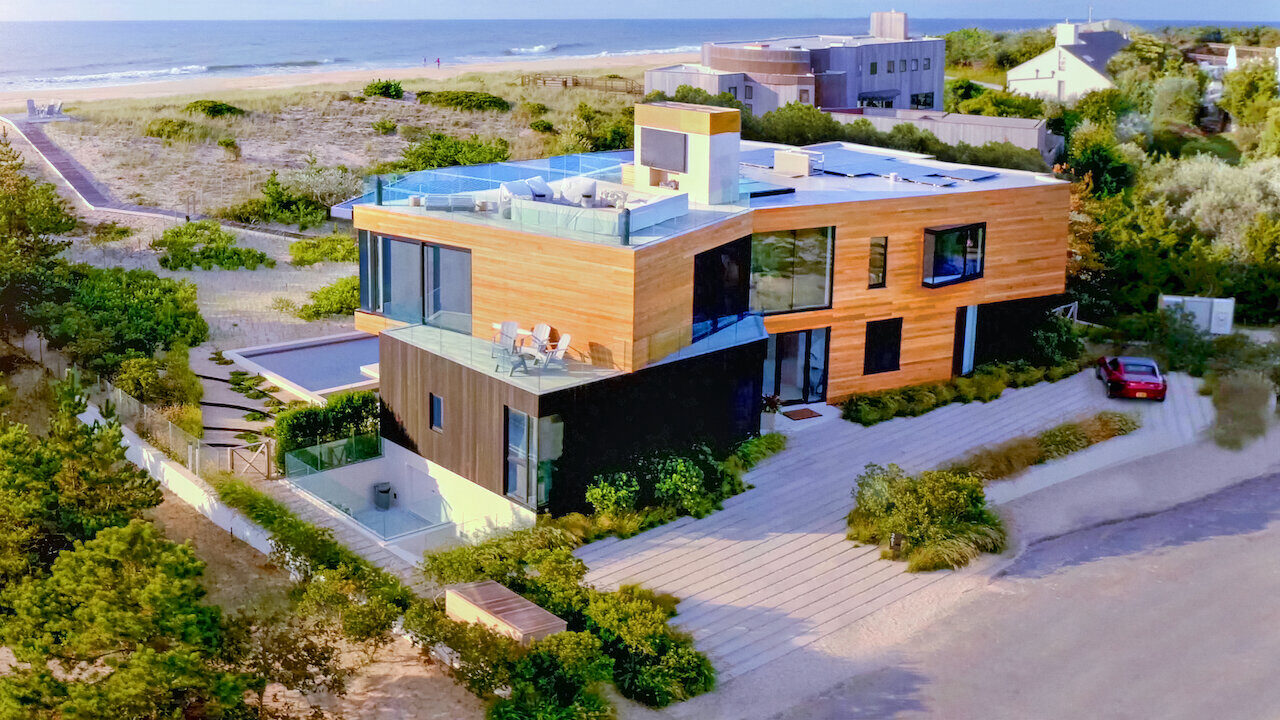 Xem phim Chốn xa hoa bên bờ biển  - Million Dollar Beach House (2020)