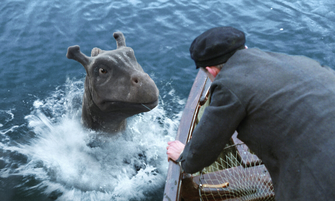 Xem phim Huyền Thoại Quái Vật Hồ Loch Ness  - The Water Horse (2007)