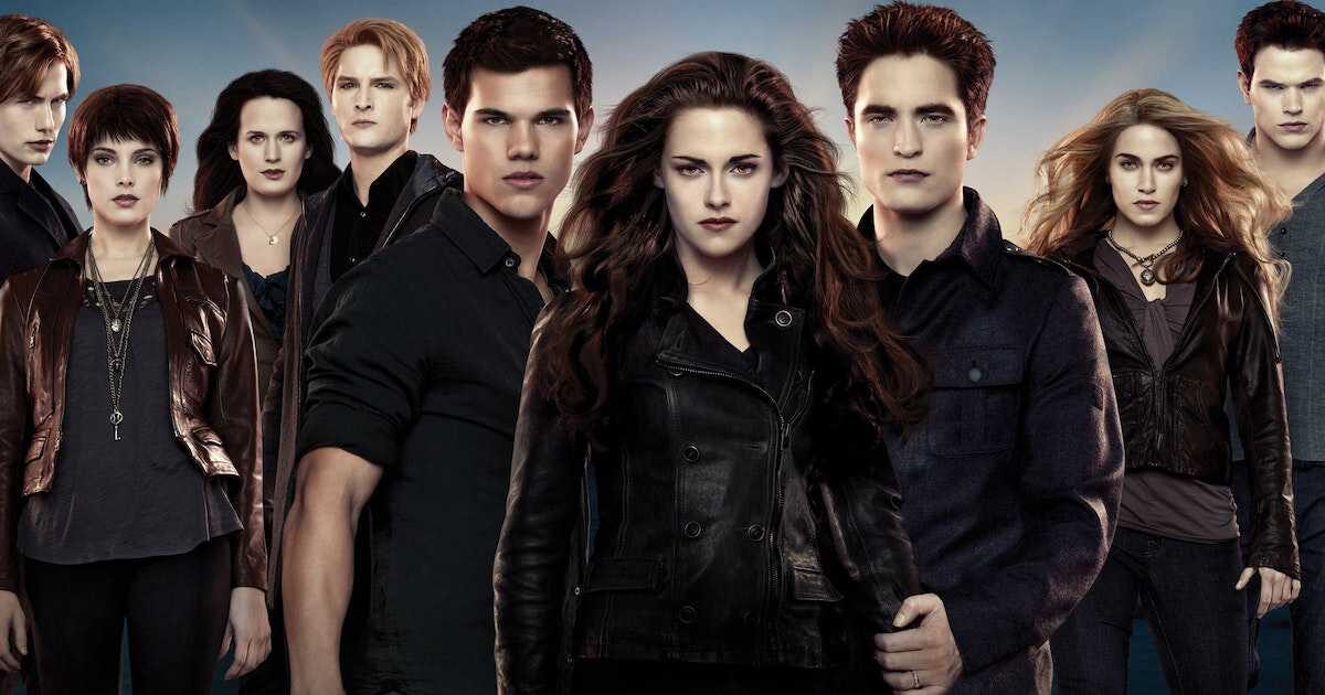 Xem phim Chạng Vạng 5 Hừng Đông 2  - The Twilight Saga Breaking Dawn Part 2 (2012)