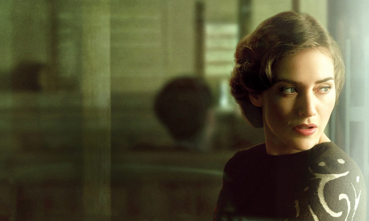 Poster of Mildred Pierce ( 1)